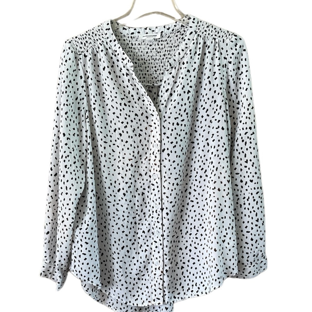 Beachlunchlounge Button Down long sleeves V-Neck Size M White w/Black Brown spec